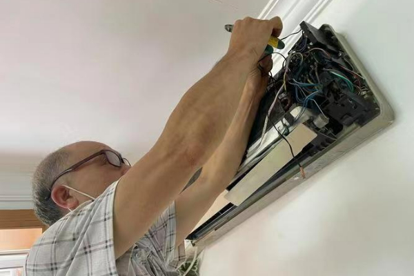 焦作TCL空調(diào)維修電話24h客服在線預(yù)約熱線