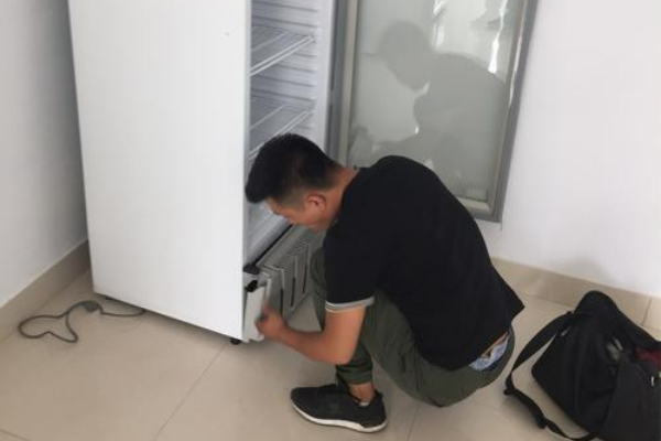 常熟LG冰箱維修網(wǎng)點(diǎn)-LG冰箱報(bào)警CPU2故障處理
